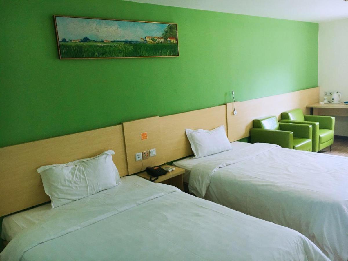 7Days Inn Guangzhou Panyu Chimlong South Railway Station Εξωτερικό φωτογραφία